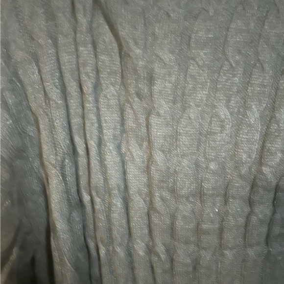 A new black knit sweater , open front with pockets in size - Picture 6 of 7